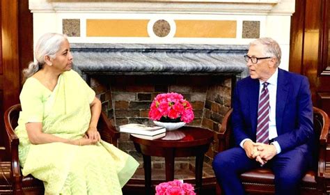 Nirmala Sitharaman Meets Bill Gates