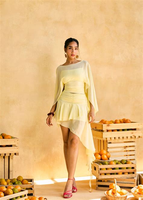 Lemon Sunveil Drape Scarf Top – Lea Clothing Co.