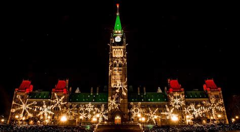 Parliament Hill to be lit up for 32nd annual Christmas Lights Across Canada