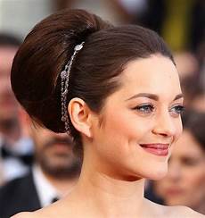 Big Buns Hairstyle by Easy Big Bun Hairstyle Idea 2015 Jere Haircuts Big Buns Hairstyle