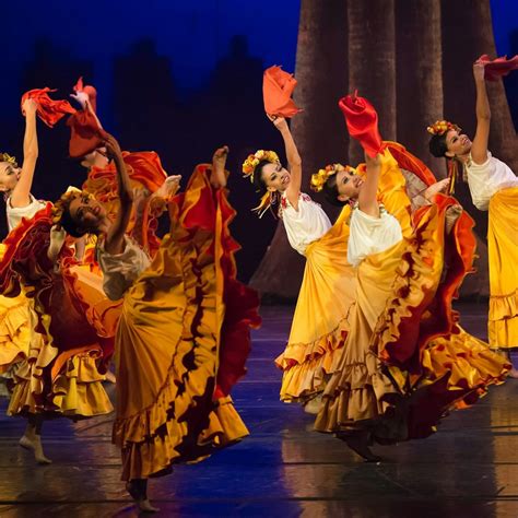 Mexico City: Mexican Folklore Ballet in Mexico City | Pelago