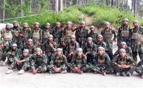 कश्‍मीर घाटी में आतंकी संगठनों से जुड़ने वाले स्‍थानीय नौजवानों की संख् ...