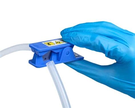 Cole-Parmer Benchtop Tubing Cutter, 1/16" to 5/8" OD from Cole-Parmer India