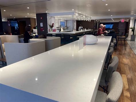 New York JFK, recensione Primeclass Lounge Terminal 1: l'unica Priority ...