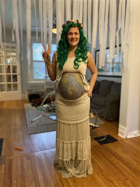 Couples Maternity Halloween Costumes