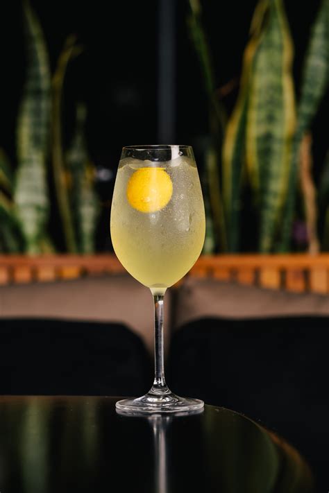 Limoncello spritz: veja receita do drinque do ano e onde encontrar os ...