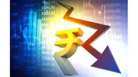 ഊഹക്കച്ചവടക്കാരുടെ ഇടപെടലിൽ അടിതെറ്റി രൂപ - NEWS 360 - BUSINESS ...