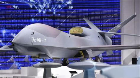 中国空中战略王牌：无侦-7设计超前，高度2万米，速度快过全球鹰_腾讯新闻