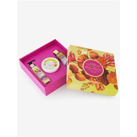 Buy FABESSENTIALS BODY BESTIES GIFT SET 300GM Online & Get Upto 60% OFF ...