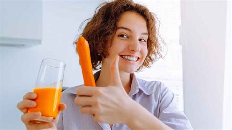Health Benefits Of Drinking Carrot Juice In Winter And How To Make It ...