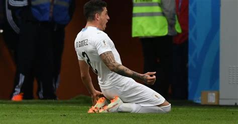 Russia 2018: Schoolkids celebrating Uruguay’s last-gasp winner is what ...