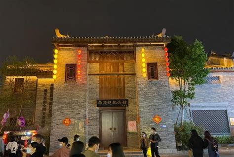 南宁首个历史文化街区,虽然是新建的仿古建筑,却备受游客喜欢!|历史文化街区|南宁|仿古_新浪新闻