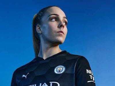 Ellie Roebuck signs new three-year deal with Manchester City | Football ...