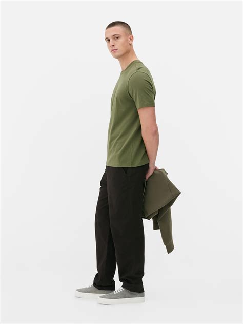 Men's Olive Crew Neck T-Shirt | Primark