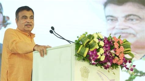 'No banners, no tea, those who have to vote will vote': Nitin Gadkari ...