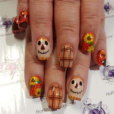 Pin by JACK HOLE on Nails in 2024 | Thanksgiving nails, Thanksgiving ...