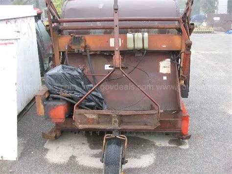 Jacobsen Leaf Machine (Leaf picker) | GovDeals