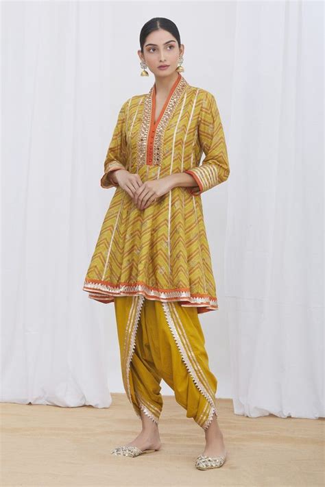 5 Designer Dhoti Salwar Suit Designs | Herzindagi
