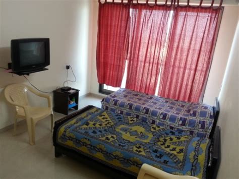 College student flatshare & flatmates near Sophia college | independent ...