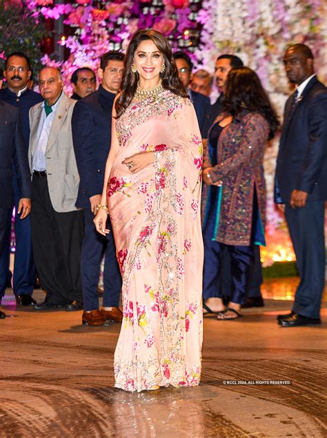 Best photos of Akash Ambani and Shloka Mehta's engagement celebrations ...