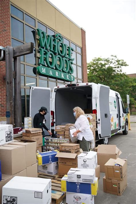 A Whole World of Local 的图像结果