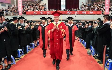 吉林大学管理学院举行2018年专业学位硕士研究生学位授予仪式暨毕业典礼- MBA中国网