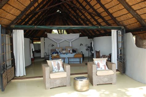 NKWALI CAMP - ROBIN POPE SAFARIS (South Luangwa National Park) - Lodge ...