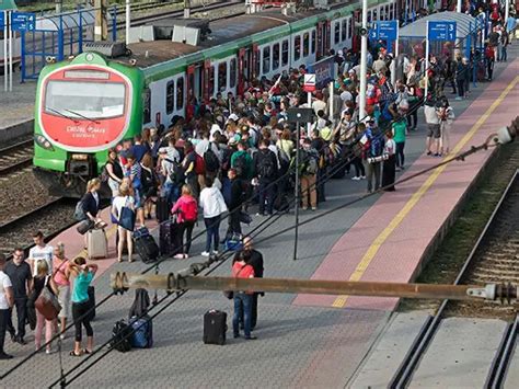 July 25, 2016 - Curfew | The Economic Times