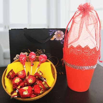Gift Hampers @ 321 | Send Gift Hamper Baskets Same Day Delivery - Indiagift