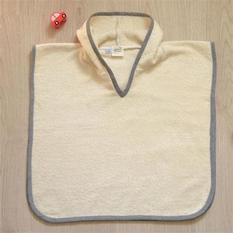Patron de Poncho | bébé | enfant | couture | peignoir - A&A Patrons