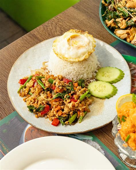 Banana leaf thai restaurant (@banana.leaf.restaurant) • Instagram ...