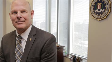 New Chicago FBI head says he'll look for more ways agency can help stem ...