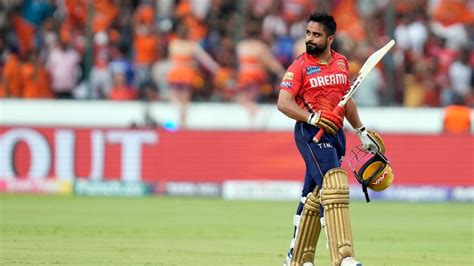 Bus Parade, Arshdeep’s homecoming, Sikandar Raza’s spell marks a ...