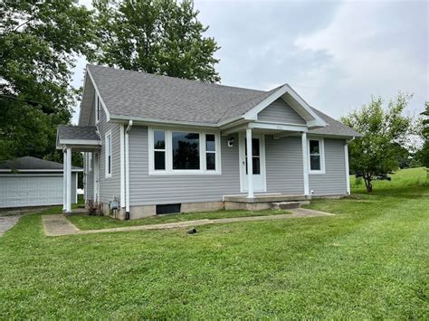 New! Refreshed 3 Bedroom Home in Leitchfield - Houses for Rent in ...