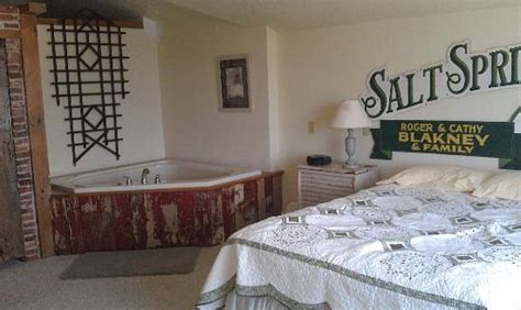 CORNERSTONE SUITES (Egg Harbor, Door County, WI) - Hotel Reviews ...