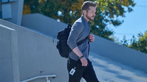 who was Chris Harrell on the resident: Who was Chris Harrell on The ...