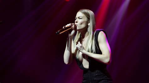 How old is LeAnn Rimes, what's her net worth, what are her biggest ...