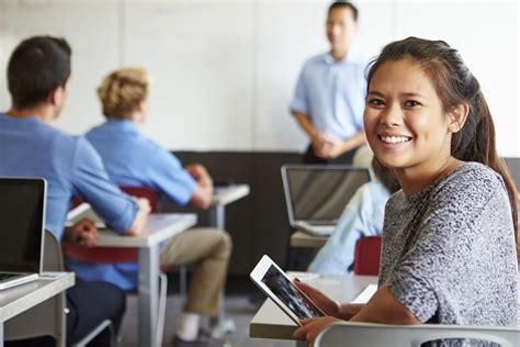 Erweiterung der Unterrichts-Realität mit CoSpaces - infoPortal