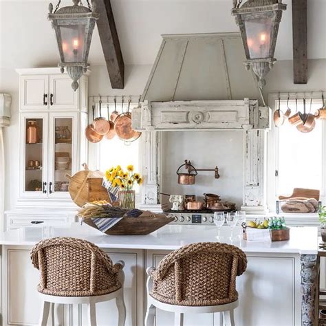 Top 10 Essential Design Elements for a French Country Style Kitchen