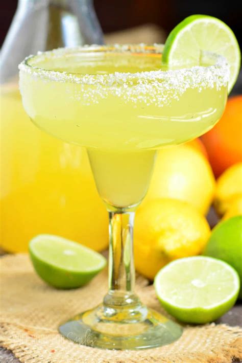 Margarita Recipe (Individual and Pitcher Recipes Included)