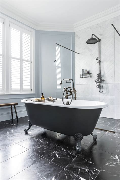 Refurbished clawfoot tub online