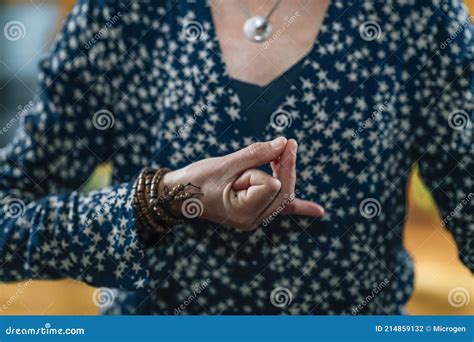 Hridaya or Spiritual Heart Mudra, Used in Meditation for Self-Healing ...