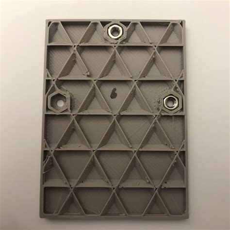 3D printed din-rail box with click lock