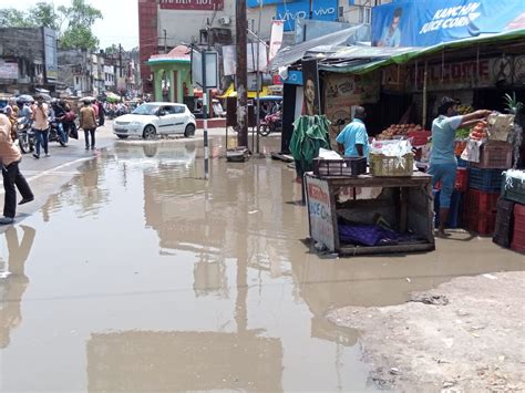 UP Weather Forecast: यूपी के कई जिलों में आंधी पानी के साथ बारिश ...