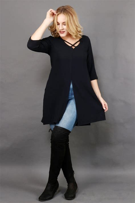 Get Slim & Stylish with Long TopBubble Moss, Criss Cross V-Neck & Three ...