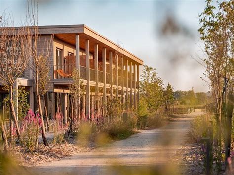 HÔTEL LE BOUT DU PARC (Versailles) - Inn Reviews, Photos, Rate ...