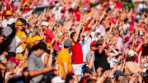 How to buy 2025 Arkansas baseball College World Series tickets