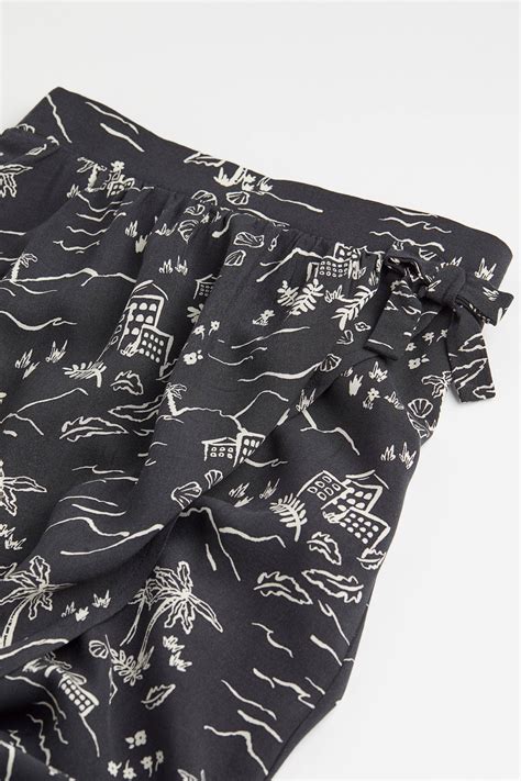 Patterned wrapover skirt - Dark grey/Patterned - Kids | H&M IN