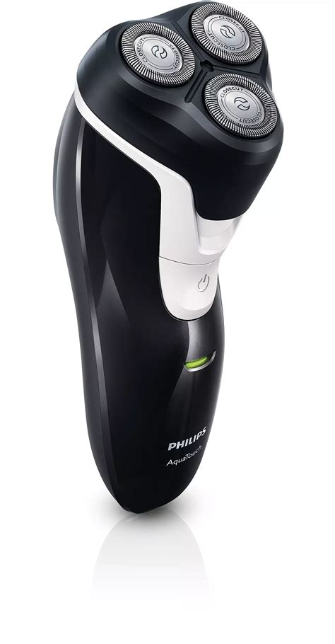 AquaTouch Electric Shaver Wet & Dry AT610/14 | Philips