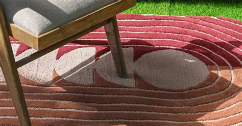 Summer colors you need for your home